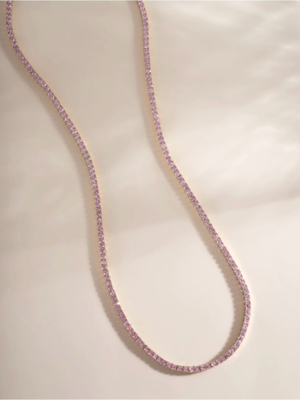 Like new lili claspe pink tennis necklace